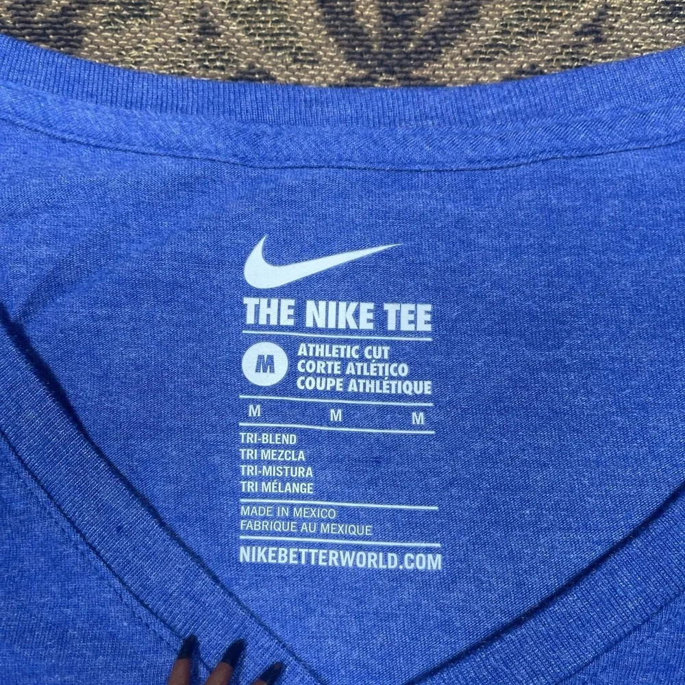 Nike Kansas City FC Soccer NWSL women's v-neck t-shirt Size Medium New Blue